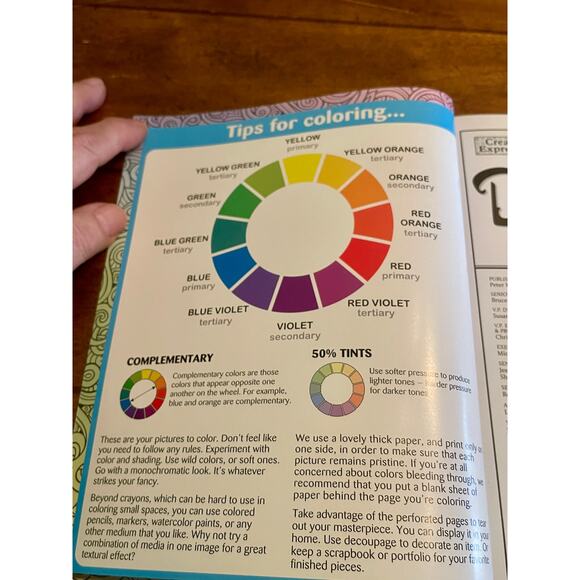 2 Dif. Asterix Softcover Books + 1 Designing Colors Color Book Lot of 3 Books - Picture 15 of 16